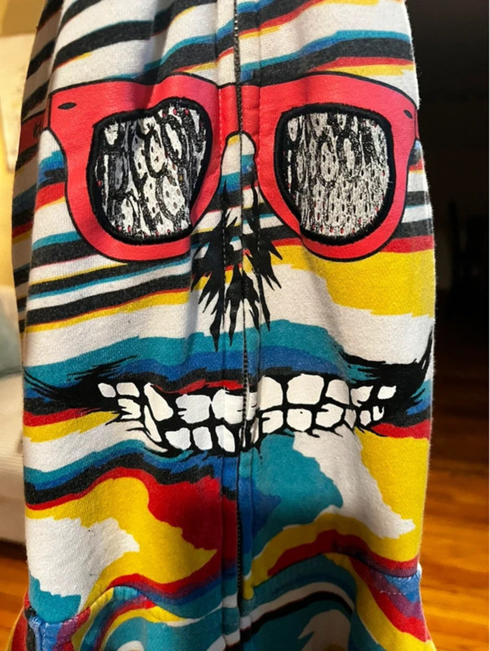 Volcom boys medium face zippered hoodie sweatshirt